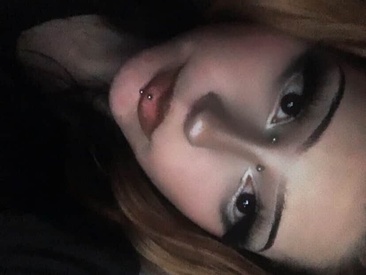 Recent Screen Shot of littlesnowbnnyxo