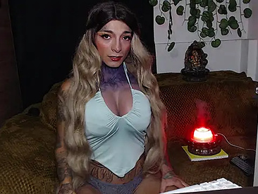 Recent Screen Shot of mariangel_tattooed_barbie