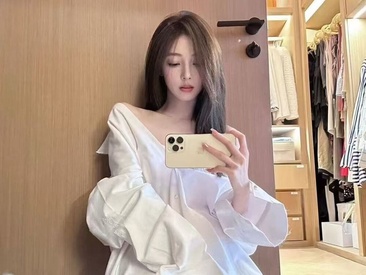 Recent Screen Shot of mia-mi