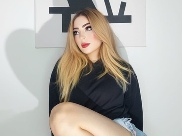 Recent Screen Shot of miaaeuphoriaa