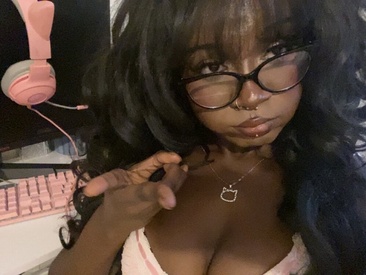 Recent Screen Shot of mimi_bunniix