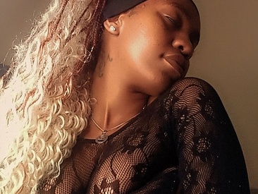 Recent Screen Shot of miss_naughty2