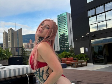 Recent Screen Shot of mystikdoll
