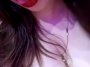 Recent Screen Shot of oryanna_sex