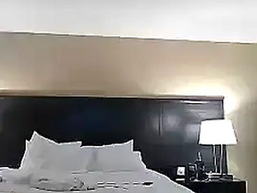 Recent Screen Shot of penelope_presley
