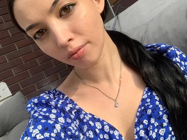 Recent Screen Shot of petitefetish