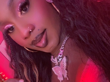 Recent Screen Shot of princess_chocolatee