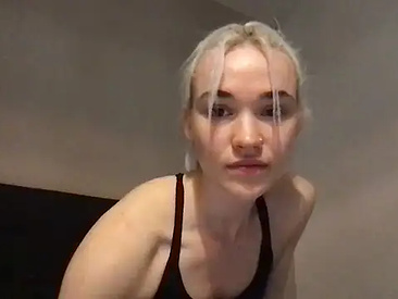 Recent Screen Shot of seductressarielle