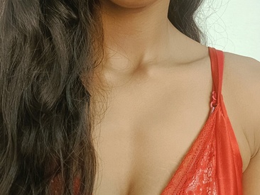 Recent Screen Shot of sexyy_pooja