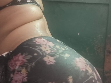 Recent Screen Shot of sherintamilponnu