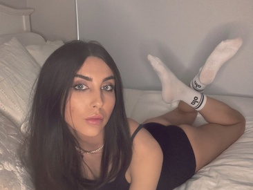 Recent Screen Shot of sometimesmiachristina