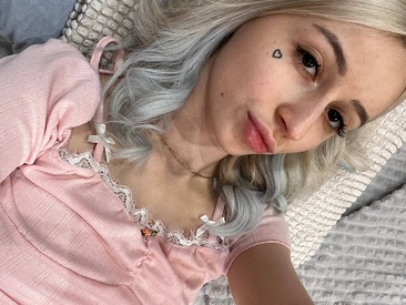 Recent Screen Shot of striploves