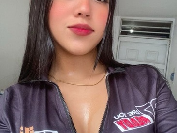 Recent Screen Shot of thesensual_dollsss