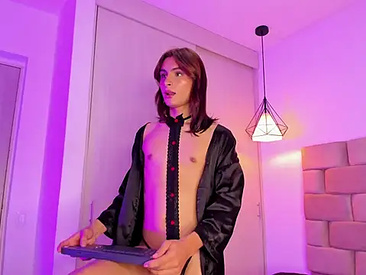Recent Screen Shot of valeria_monsalve