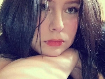 Recent Screen Shot of velvet_rosee