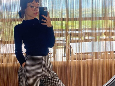 Recent Screen Shot of violet_lawrence