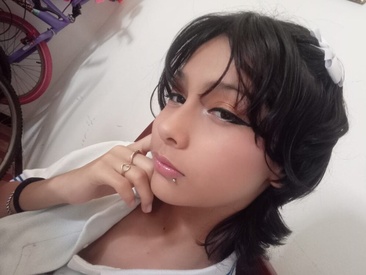 Recent Screen Shot of xoxo_milk