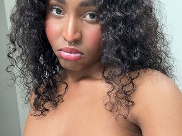 Recent Screen Shot of ziafoxy