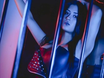 Recent Screen Shot of zoe_slutt